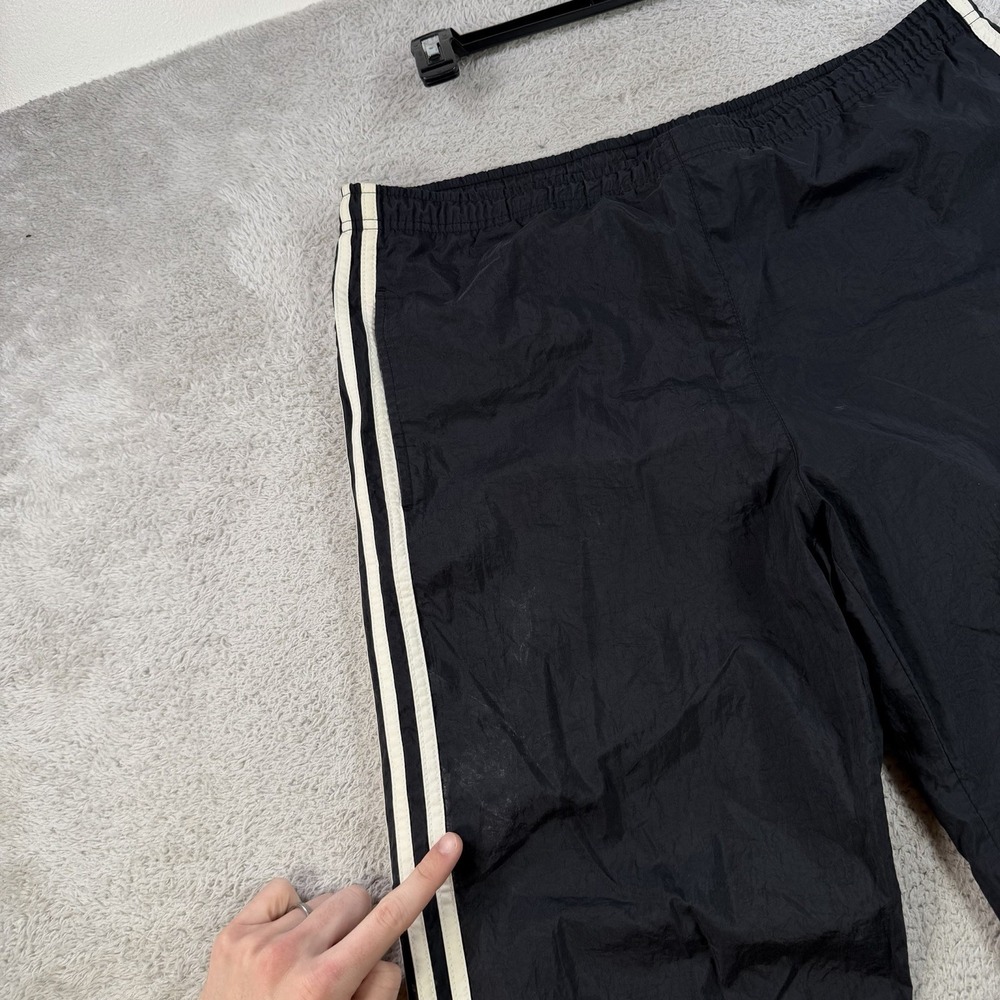 Vintage Adidas Windbreaker Pants Men Medium Black Gym Drawstring Zip Ankle Nylon - Picture 4 of 12